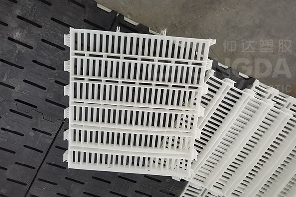 現(xiàn)代化養(yǎng)豬用什么材質漏縫板最好？